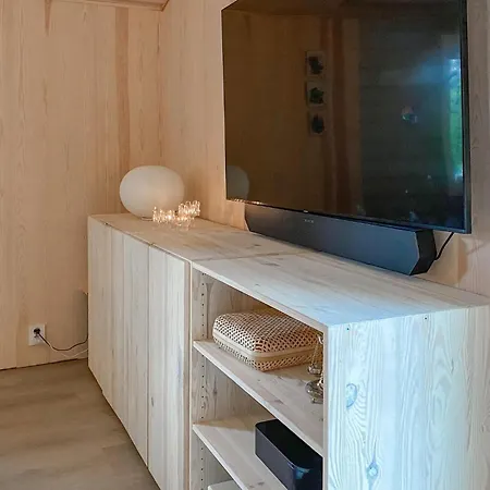 Gorgeous In With Kitchen