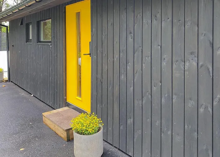 Gorgeous In With Kitchen