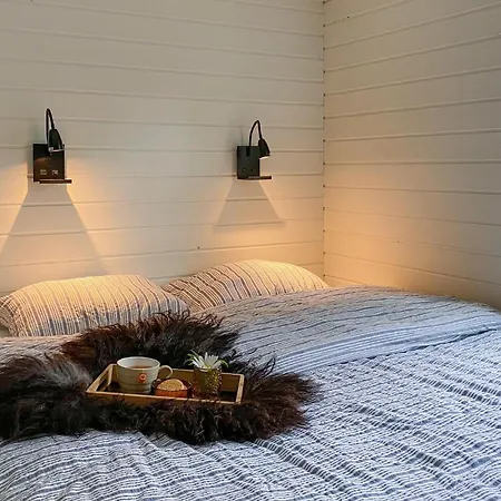 Gorgeous In With Kitchen بيت للعطل *